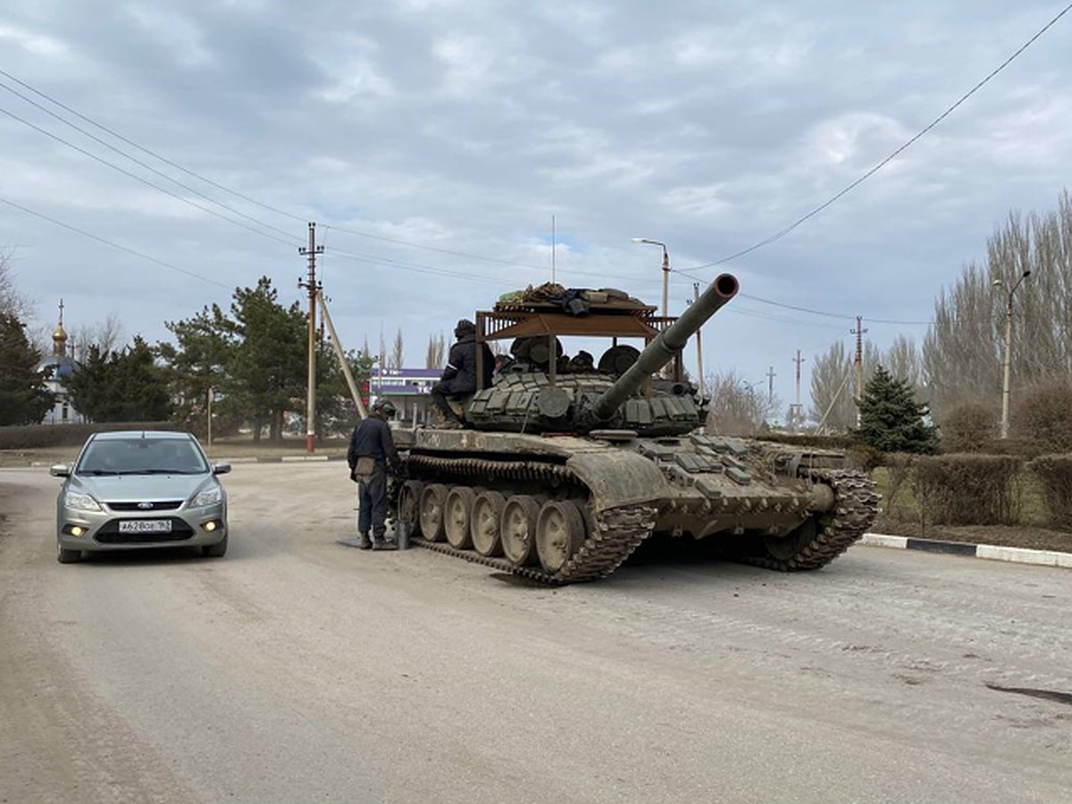 Свежие события на границе с украиной. Российская Военная техника. Военная техника в Крыму. Украинская Военная техника. Военная техника в Крыму Армянске.