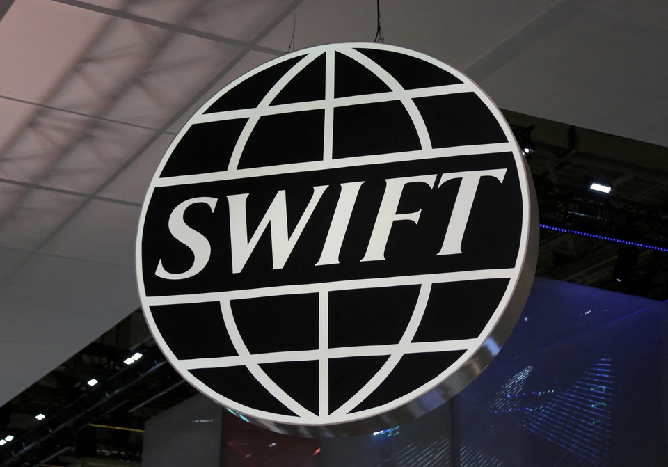 Во второй пакет санкций Запада не войдет отключение России от SWIFT