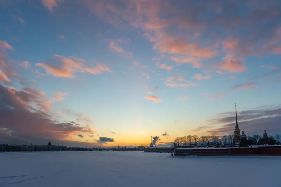 В Петербурге будет теплая погода без осадков в субботу, 26 февраля.