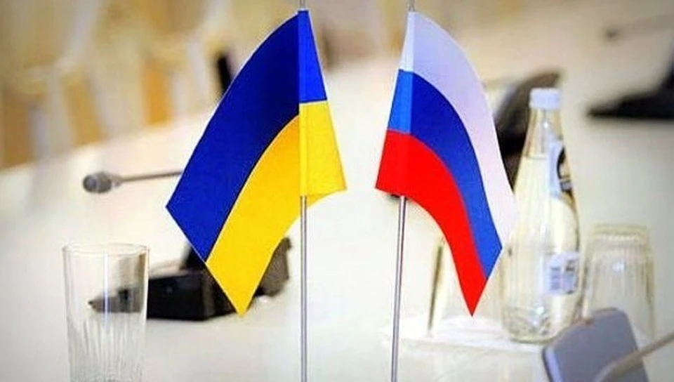 Переговоры России и Украины были перенесены с 27 на 28 февраля. Фото: КГГА
