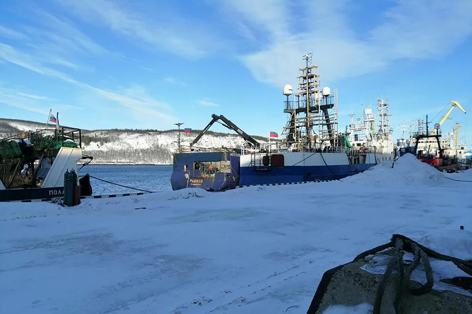 Судно выведено из эксплуатации. Рашков судно мурманск. рыболовное судно заполярье 6239 мурманск. траулер заполярье мурманск. причальный мурманская область.