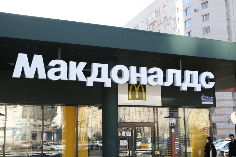 Работа ресторанов McDonalds в России может возобновится уже через полтора месяца.