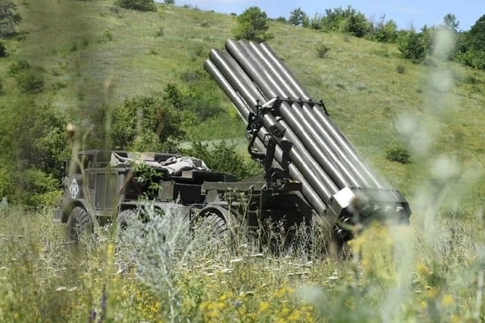 Украинские войска используют в Донбассе тяжелое вооружение. Фото: штаб «ООС»