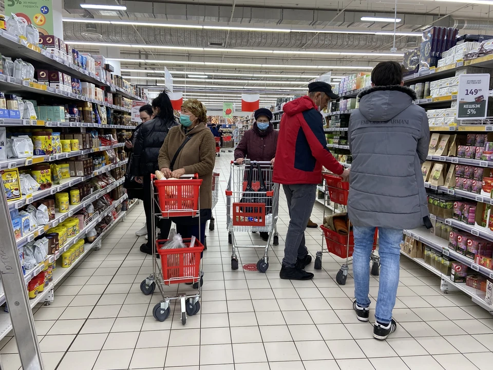 В регионе создан резервный фонд для муки и зерна, а потому их дефицита также не ожидается.
