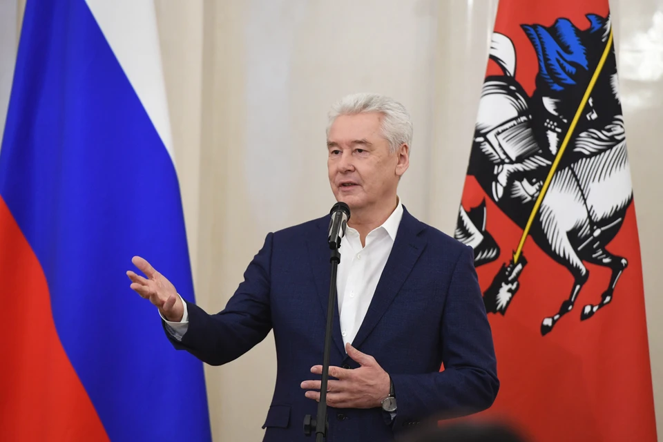 Мэр Москвы Сергей Собянин пообещал, что все программы по развитию города будут продолжены, несмотря на сложную экономическую ситуацию.