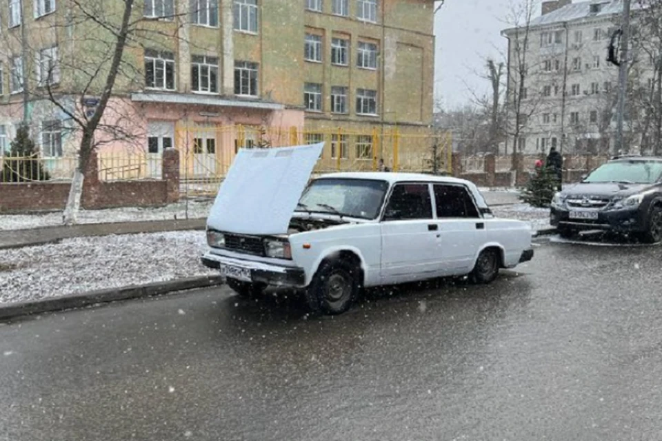 Злоумышленники сменили номера и собирались продать машину. Фото: отдел пропаганды УГИБДД.