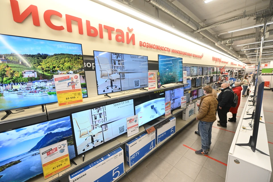 Женщина купила телевизор за 50 тысяч рублей, а получила за его возврат 170 000 рублей