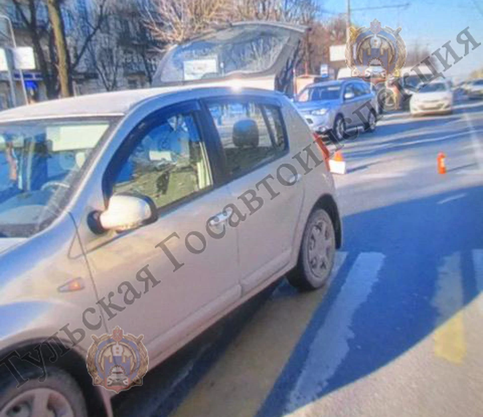 В Туле «ГАЗель 2217» врезалась в иномарку