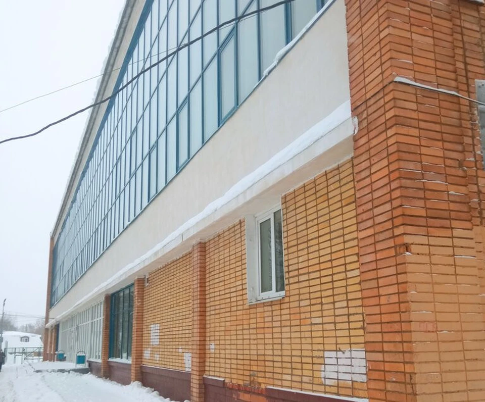 Туляки предлагают сделать бесплатную парковку рядом возле бассейна «Арсенал»