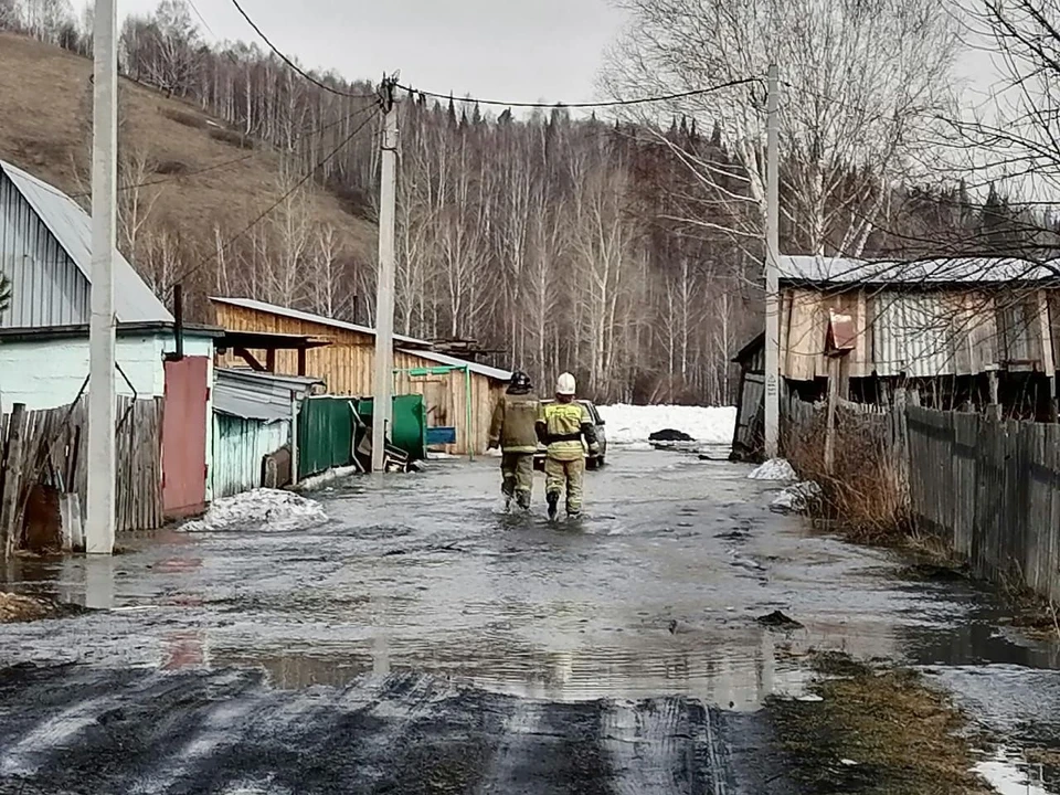 Веб камера город калтан. Калтан наводнение 2004. Наводнение Таштагол 2004. Калтан наводнение 2022.