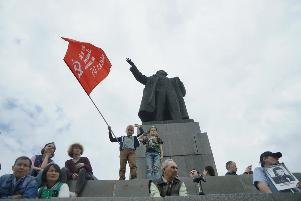 Маленькие победы. Маленькие Победы тоже Победы. Знамя Победы. Флаг Победы. Знамя нашей Победы.