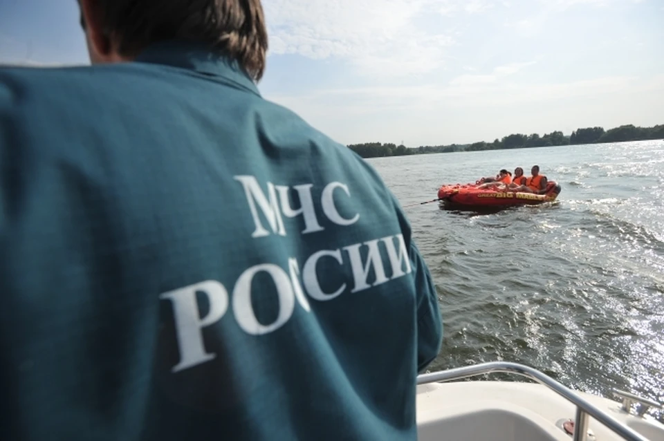 Под Волгоградом нашли тело мальчика, пропавшего после крушения катера