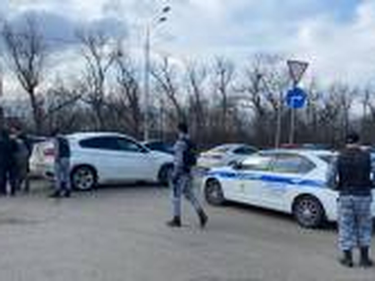 Судебные приставы арестовали 67 автомобилей должников на Кубани - KP.RU