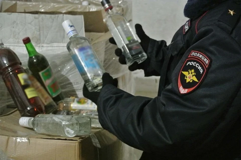 Установить производителя или найти собственников конфискованной алкогольной продукции не получилось. Фото: пресс-служба прокуратуры Краснодарского края.