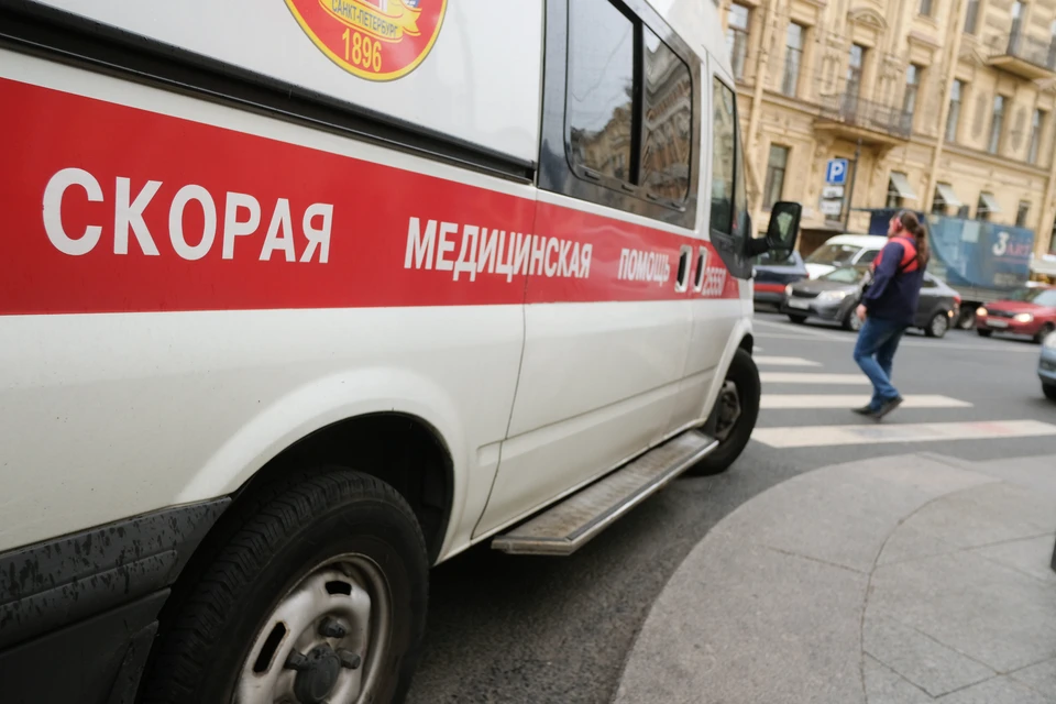 Девочку госпитализировали с травмами.