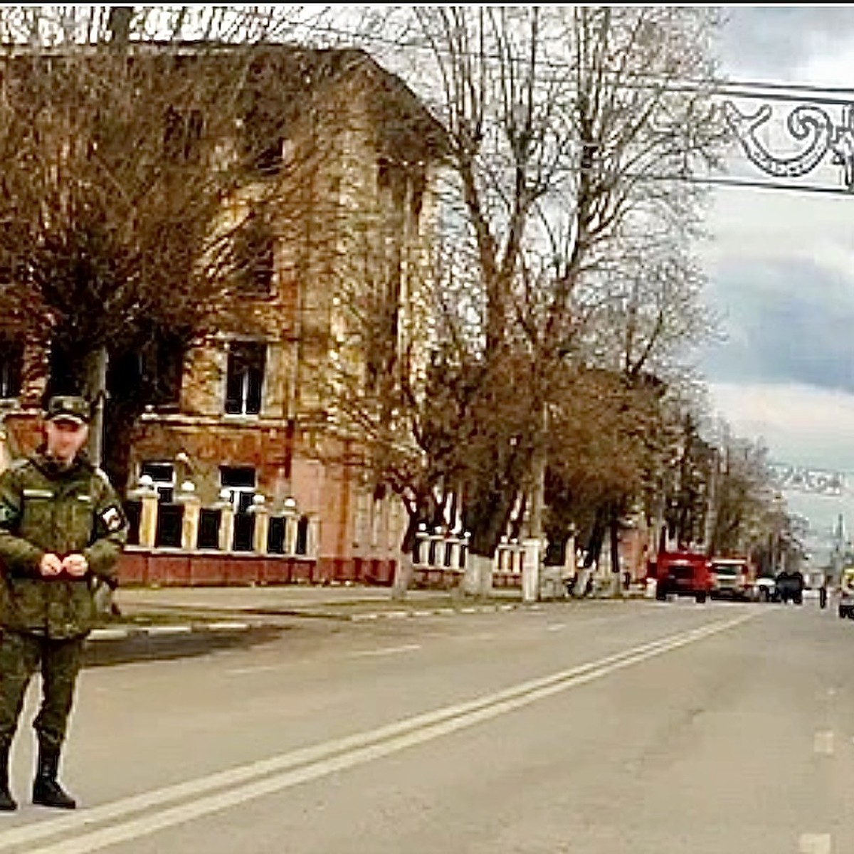 Военная прокуратура проводит проверку после пожара в НИИ Минобороны в Твери  - KP.RU