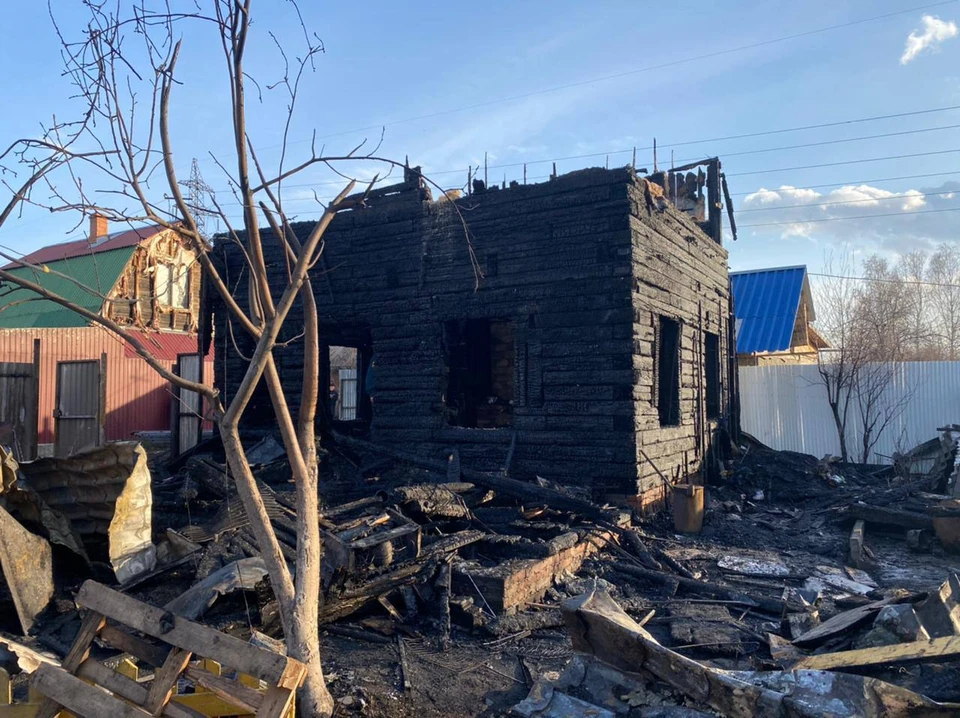 Двухэтажный дом выгорел дотла. Фото: прокуратура Челябинской области