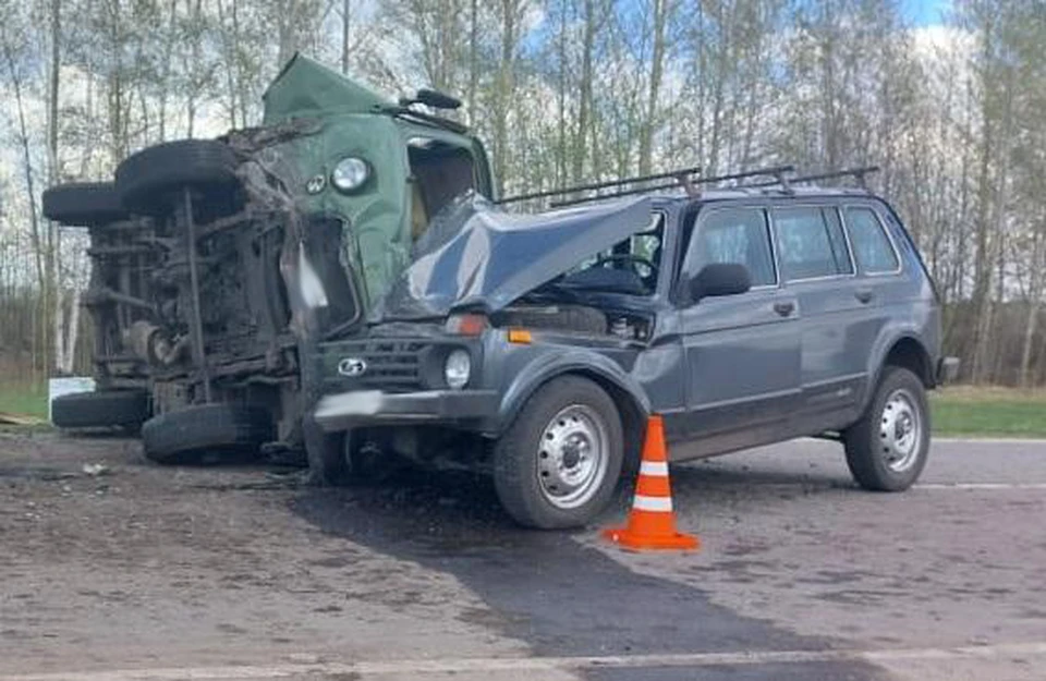 После аварии в больнице оказались четыре человека