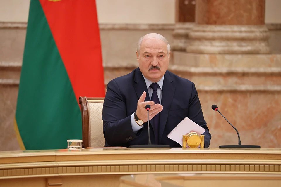 Лукашенко заявил, что США хотят "утопить" Россию и "разобраться" с Китаем.