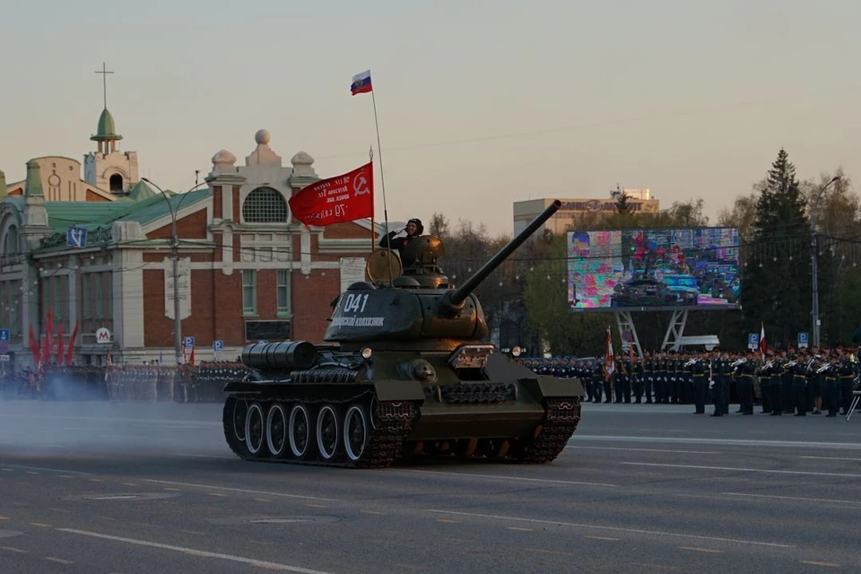 Танки в городе новосибирск