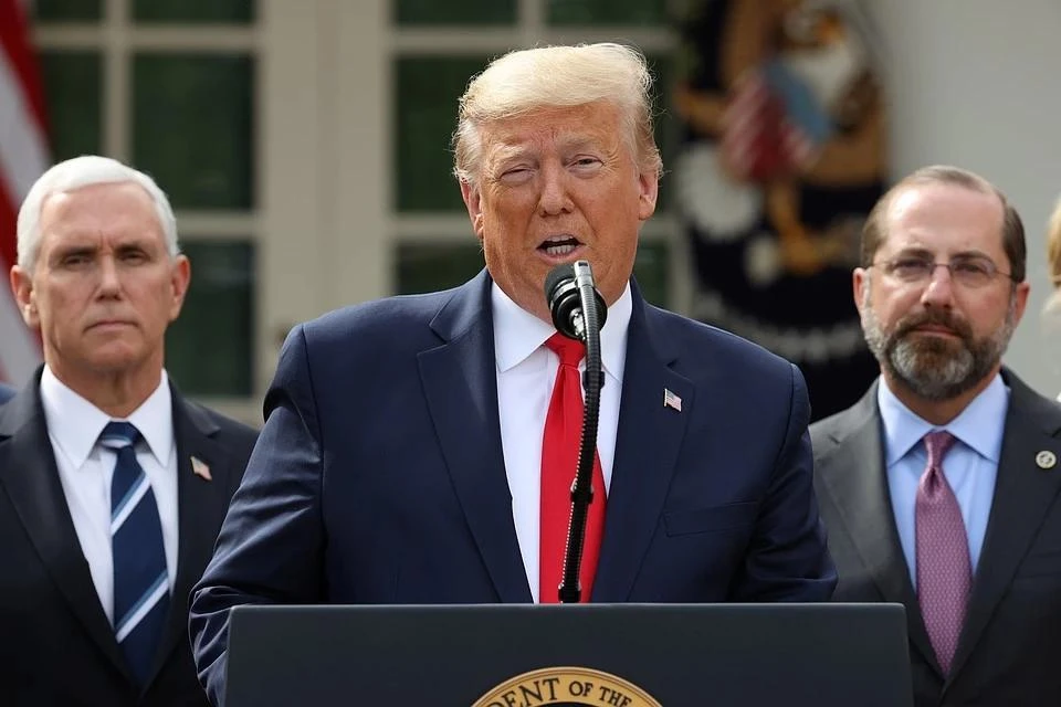 Трамп осудил нынешние власти США за незнание, как правильно общаться с Путиным