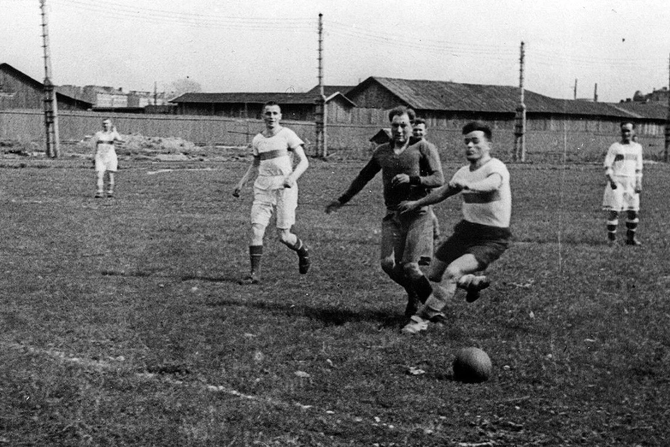 В нынешнем мае исполняется 80 лет уникальному матчу, который футболисты «Динамо» сыграли в блокадном Ленинграде в мае 1942-го