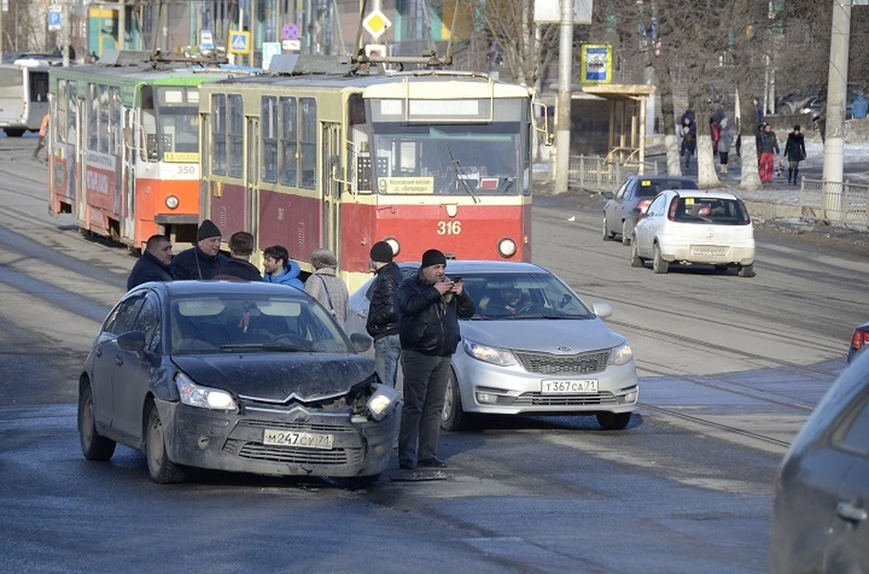 В Комсомольске-на-Амуре в аварии пострадал молодой парень