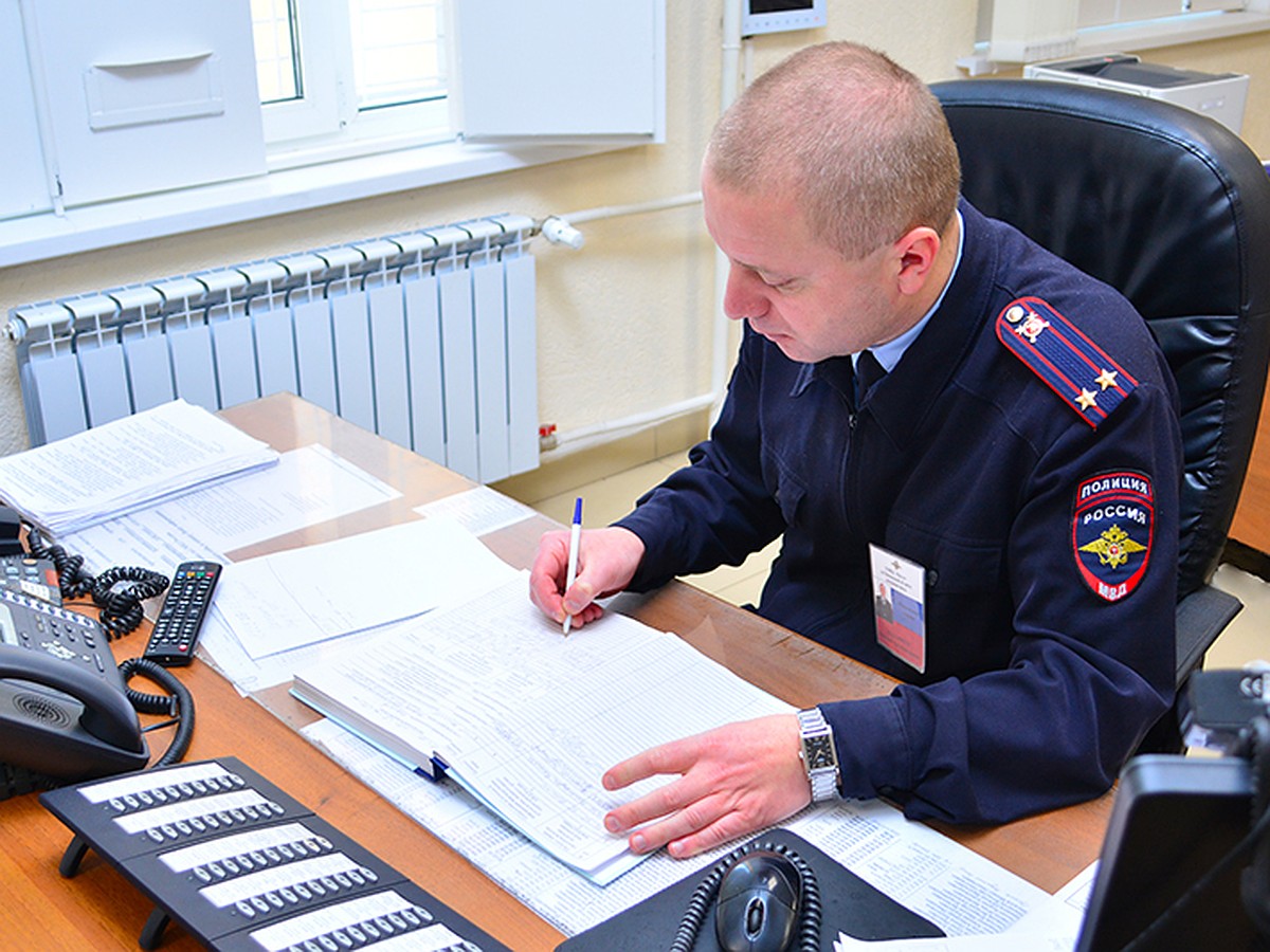 В Пензе до 5 лет грозит мужчине, укравшему у уснувшей в баре женщины телефон  и украшения - KP.RU