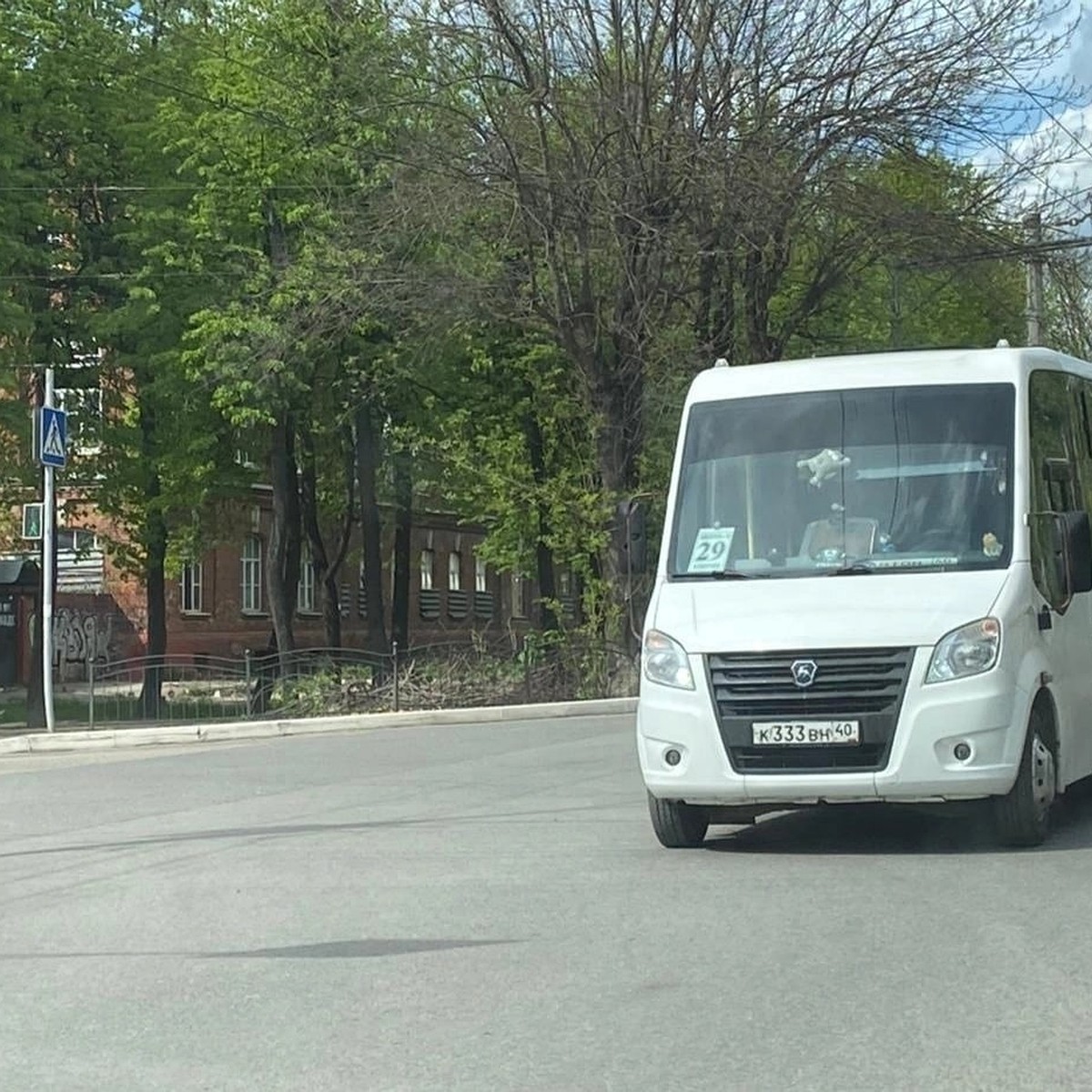 В Калуге после жалоб жителей Правобережья увеличат количество автобусов -  KP.RU