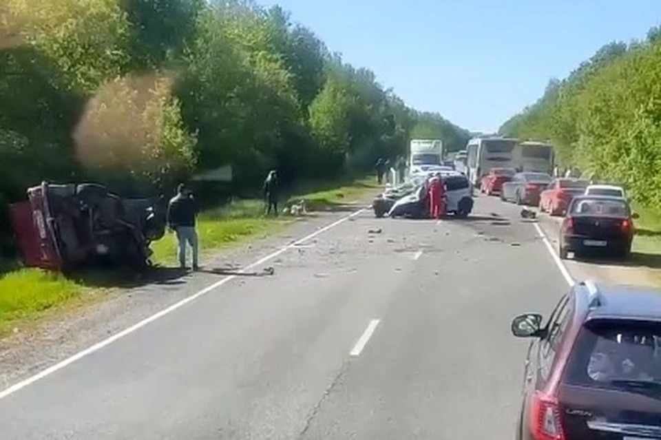 Под липецком. Авария на трассе Липецк Усмань. ДТП В Липецкой области 3.06.2022. Массовая авария в Липецкой области вчера.