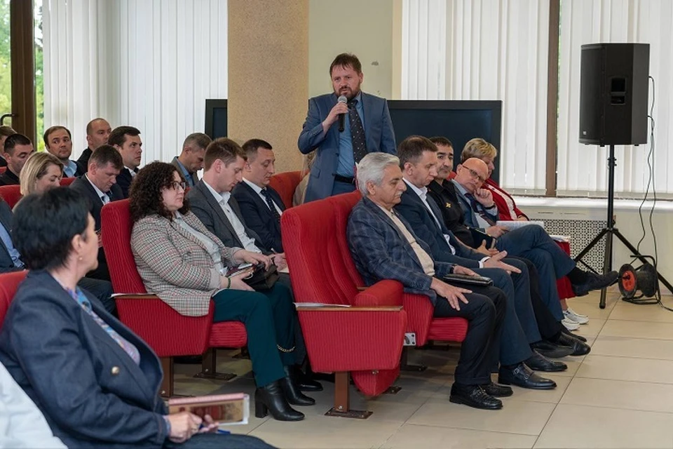 Много вопросов от сочинцев касались детских площадок. Фото: https://t.me/AlekseiKopaigorodskii