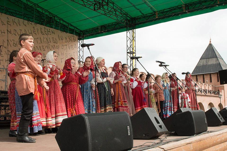 Тула отметила День славянской письменности и культуры праздничным концертом в кремле