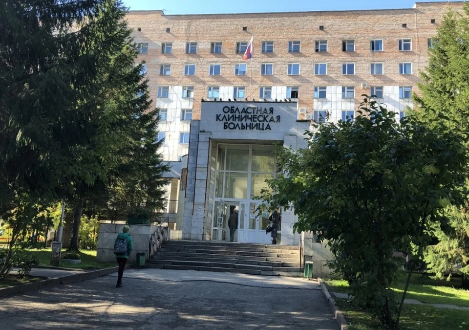 В Томске местная жительница позвонила в регистратуру поликлиники 893 раза, чтобы записаться к врачу. Фото: 2ГИС