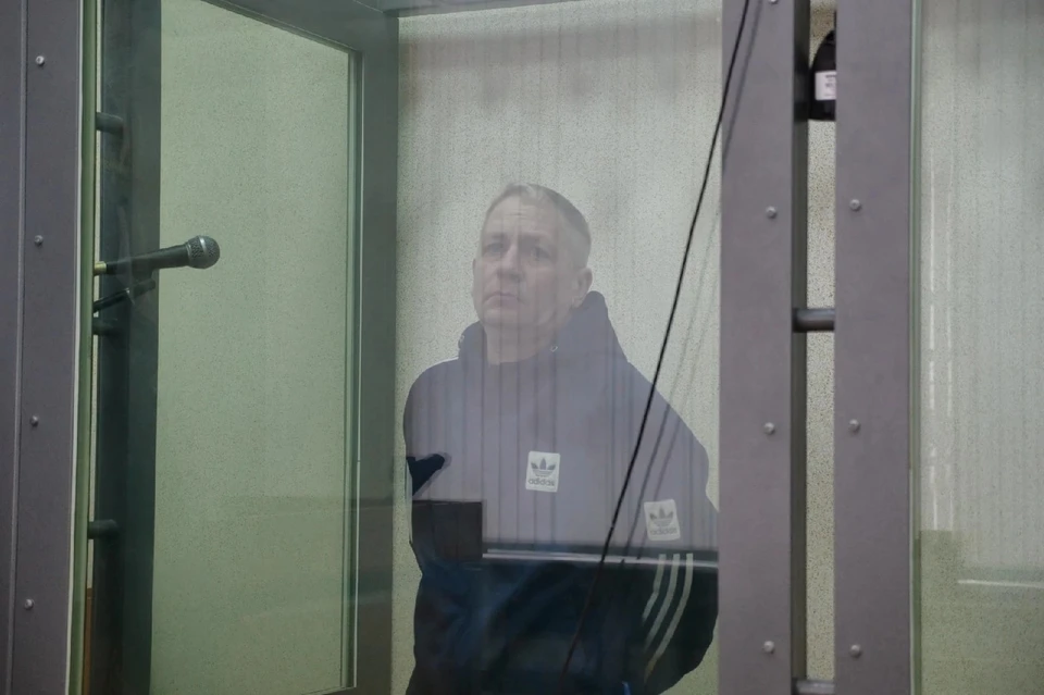Антон Безчетвертев выслушал приговор за убийство школьницы, не выдавая эмоций