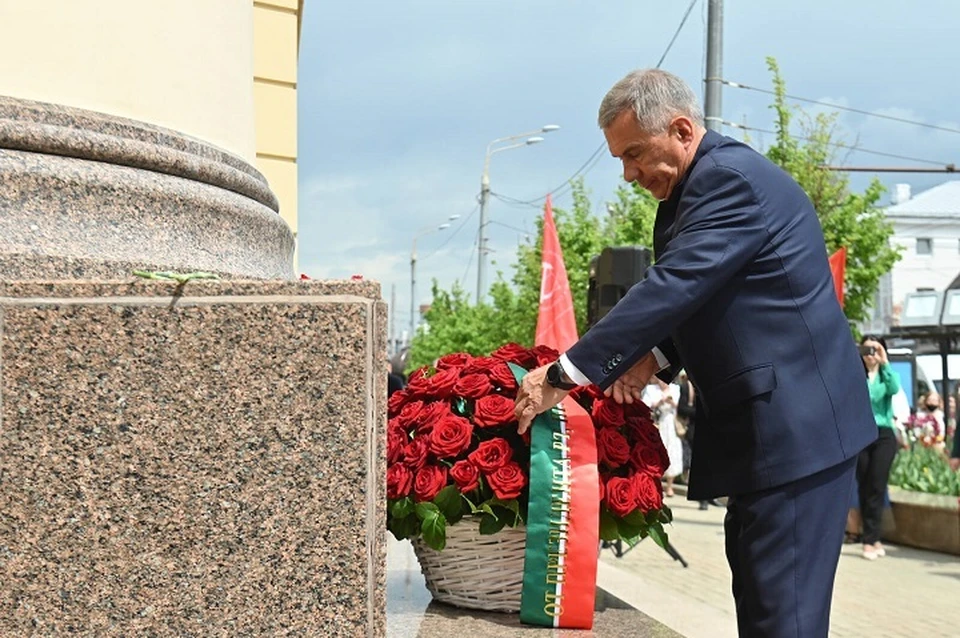 Торжественное мероприятие прошло у театра оперы и балета имени М. Джалиля. Фото: пресс-служба главы Татарстана