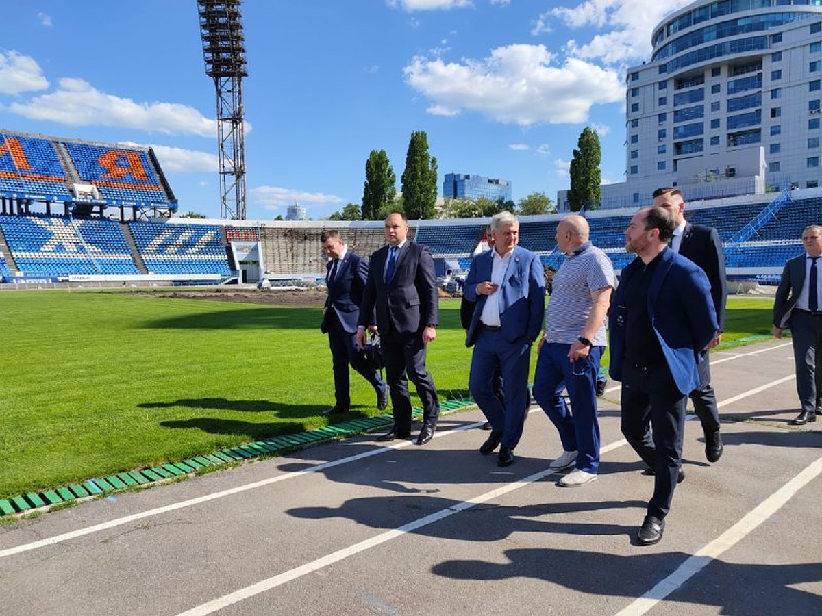 В Воронеже губернатор назвал дату, когда Центральный стадион профсоюзов  будет готов к Премьер-лиге - KP.RU