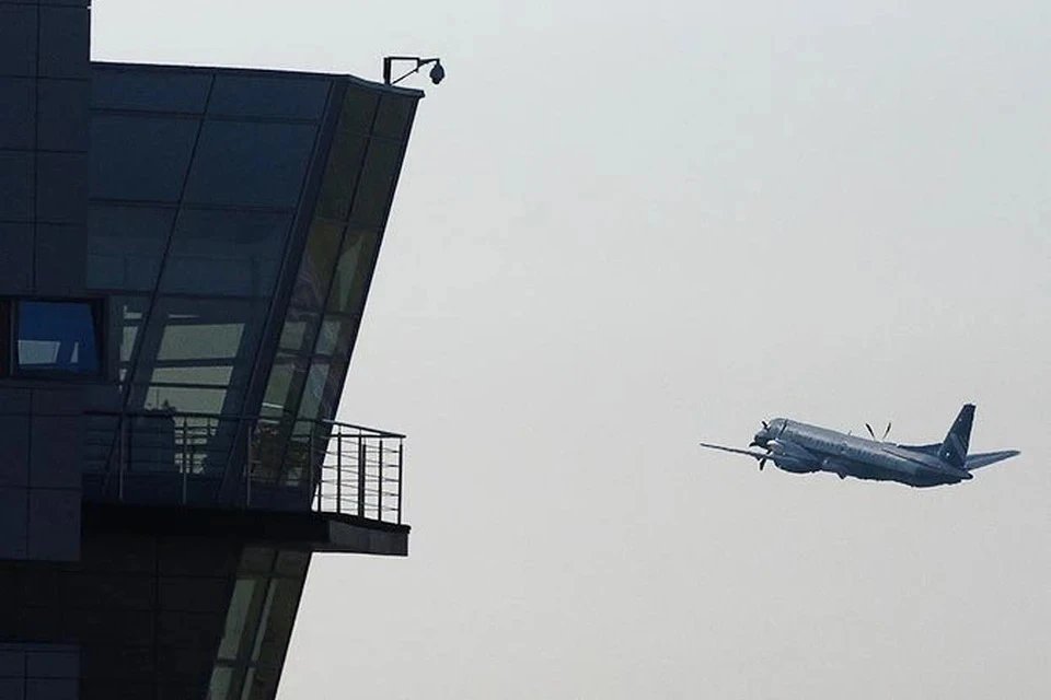 Немецкая авиакомпания Lufthansa отменяет сотни рейсов из-за нехватки персонала