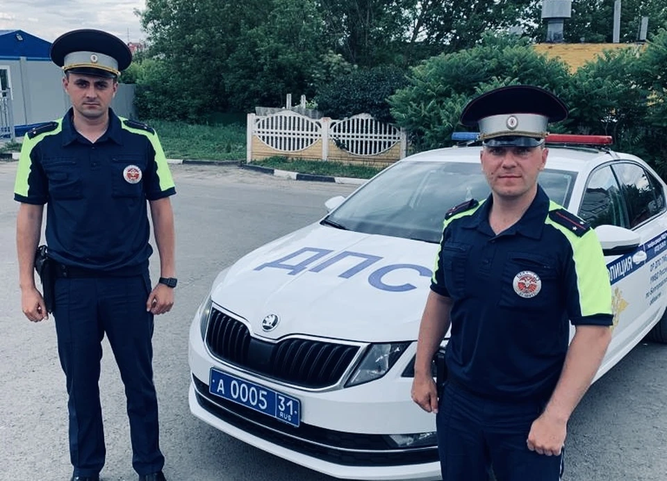 Лейтенанты полиции Евгений Плохих и Артем Хохлюк не оставили земляков в беде.