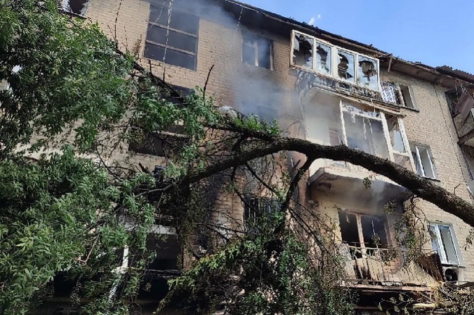 По проспекту Киевский, 71 есть возгорания и пострадавшие