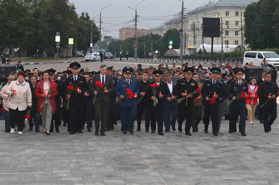 Больше 500 человек присоединились к акции «Свеча памяти» в Туле