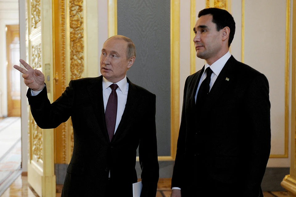 10-го июня Сердар Бердымухамедов встретился в столице России с президентом России Владимиром Путиным