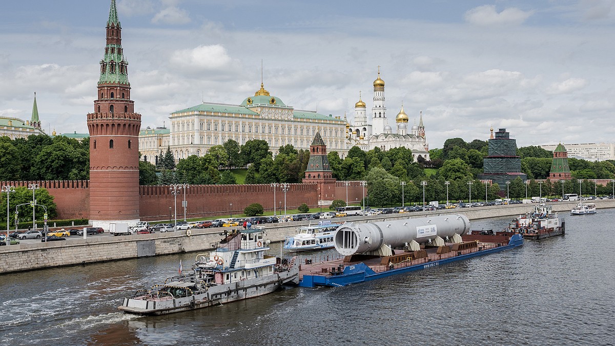 Доставка колонны для Московского НПЗ попала в Книгу рекордов России - KP.RU