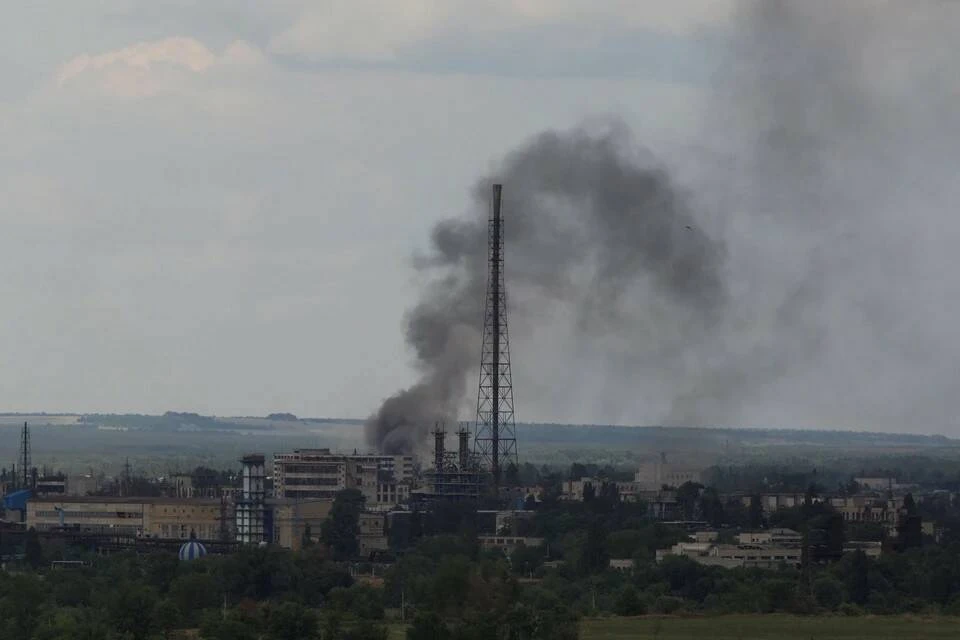 Офицер Народной милиции ЛНР сообщил, что на «Азоте» остаются около 500 мирных жителей