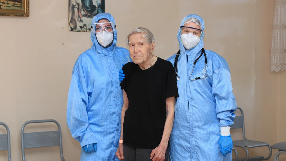 Сергиево-Посадские врачи спасли 97-летнего ветерана с ковидом и пневмонией.