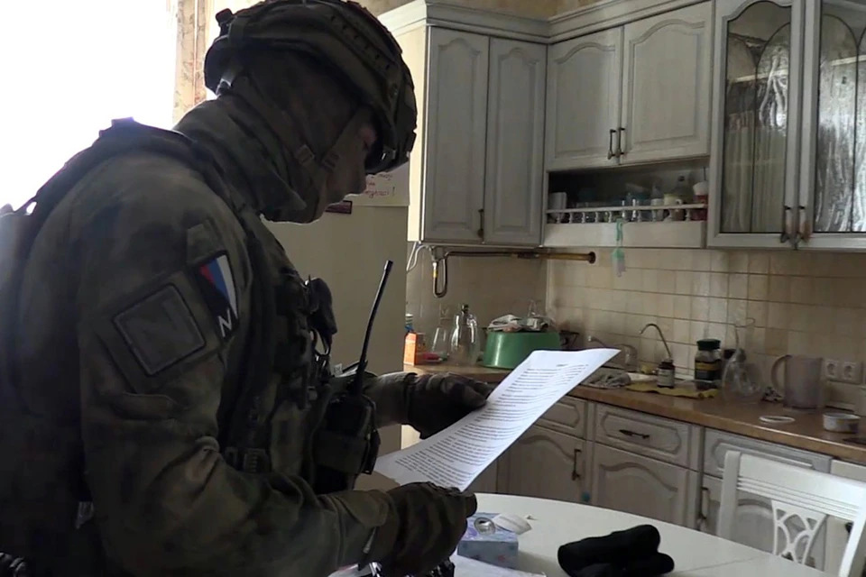 В здании обнаружены документы, принадлежащие миссии международной наблюдательной организации ОБСЕ на Украине