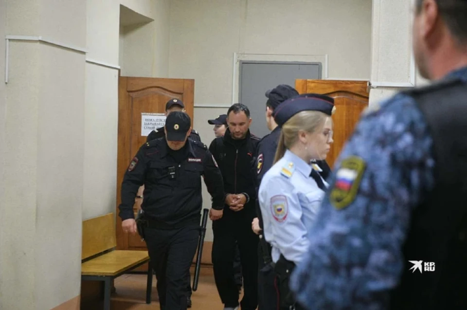 Шурманова обвиняют в мошенничестве