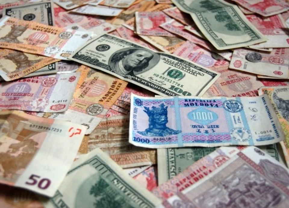И в какой валюте теперь гражданам Молдовы хранить свои сбережения?