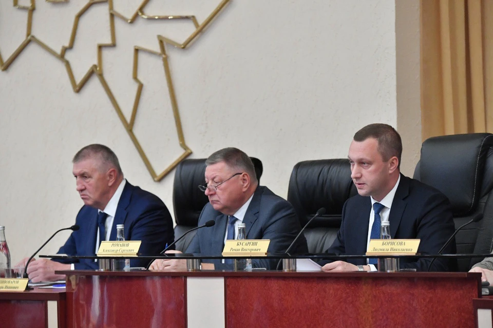 Роман Бусаргин на заседании