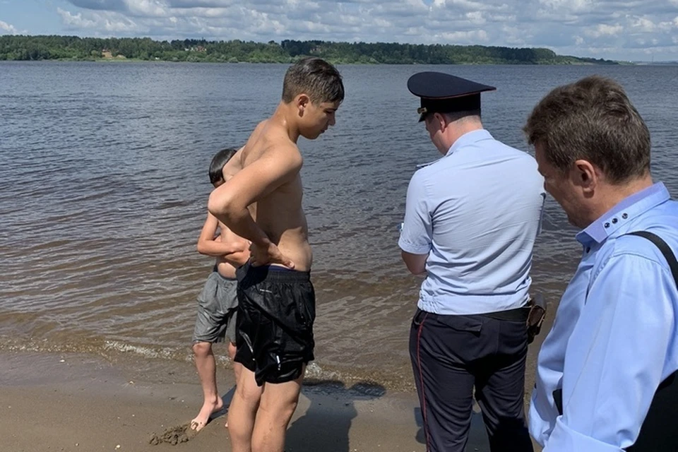 Рейд по местам отдыха у воды. Фото: ГУ МЧС России по Пермскому краю.