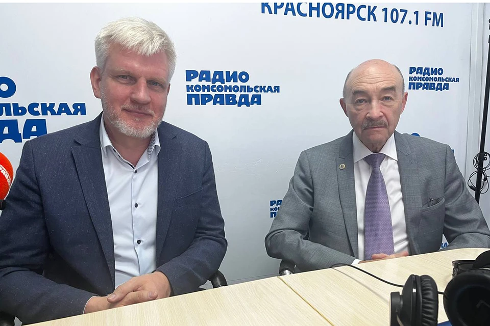 Главврач Красноярской краевой клинической больницы Егор Корчагин и главный внештатный трансплантолог РФ Сергей Готье